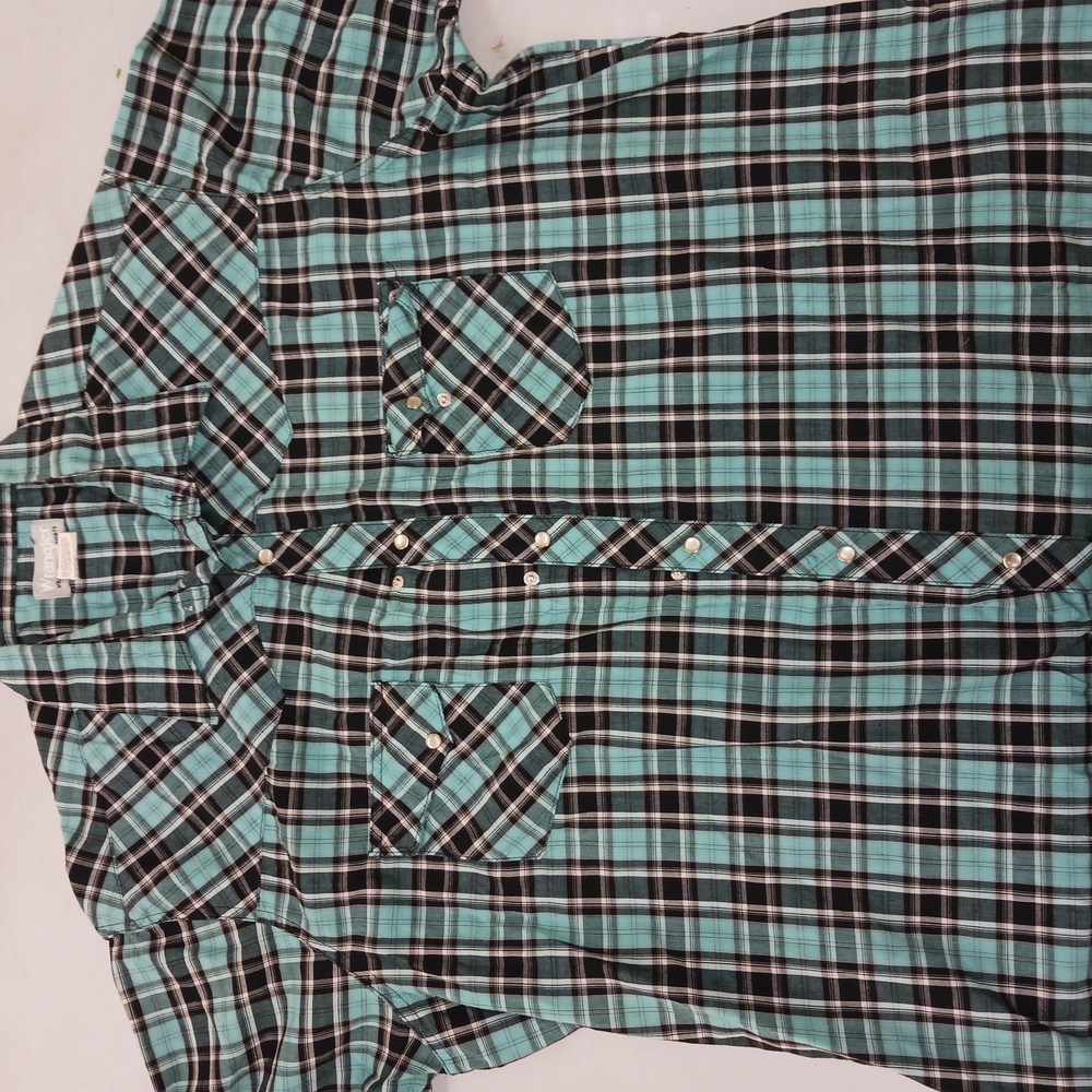 Plaid Button-Up Shirt in Teal and Black